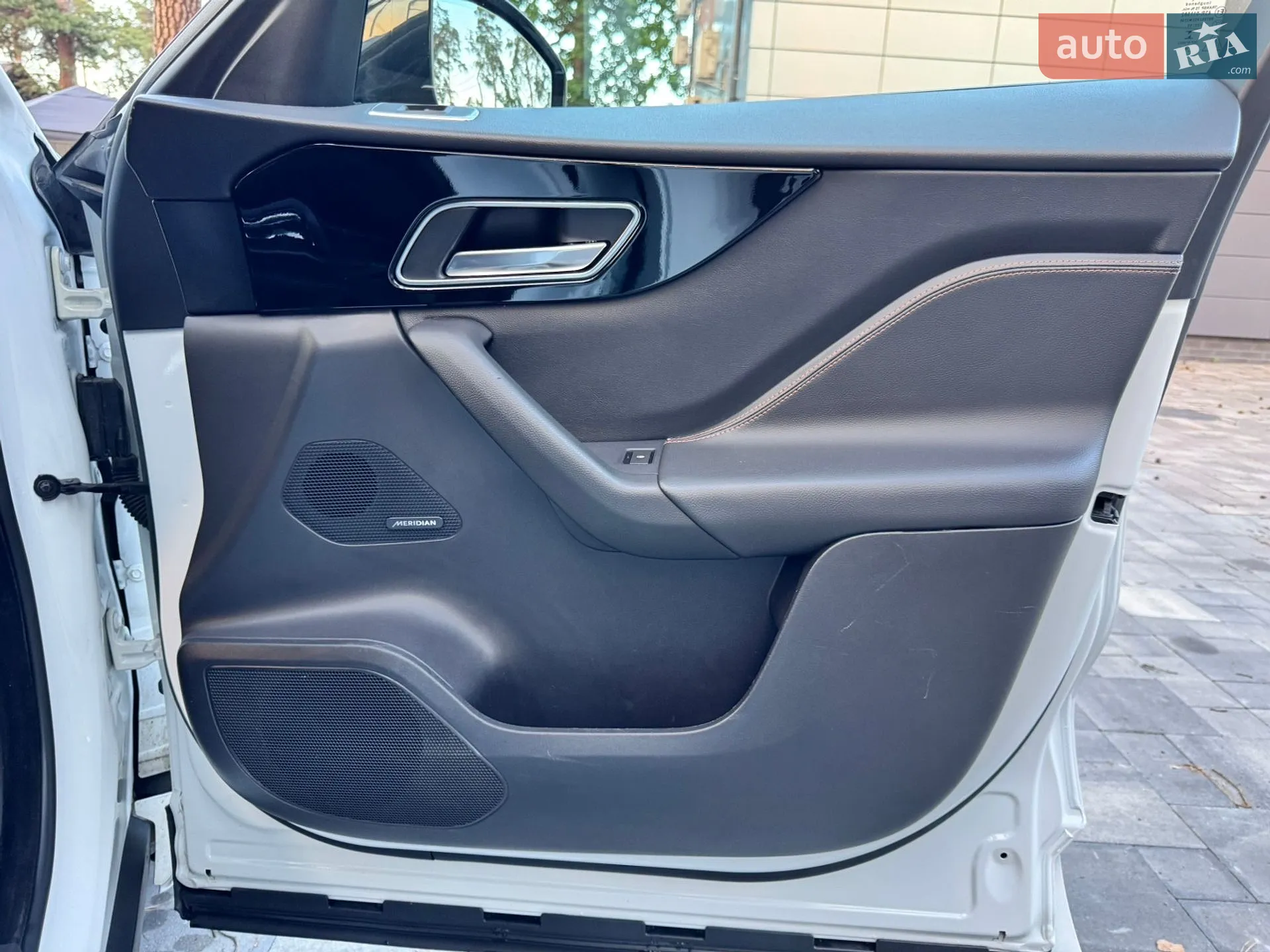 2019 Jaguar F-Pace - мініатюра 44