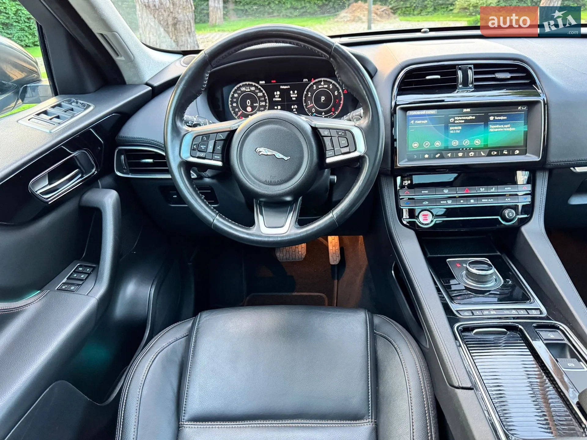 2019 Jaguar F-Pace - мініатюра 51