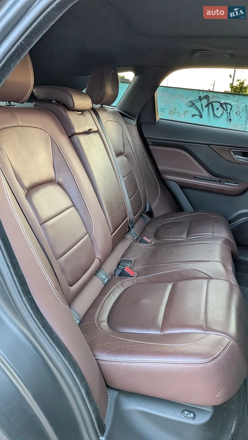 2018 Jaguar F-Pace - мініатюра 23