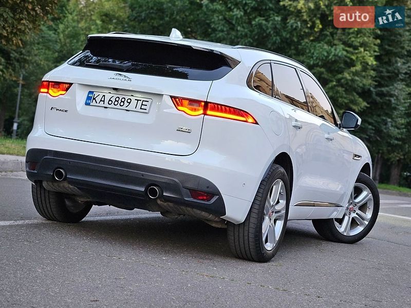 Внедорожник / Кроссовер Jaguar F-Pace 2017 в Киеве