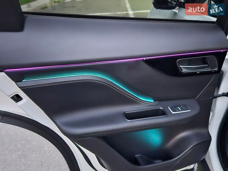 Внедорожник / Кроссовер Jaguar F-Pace 2017 в Киеве