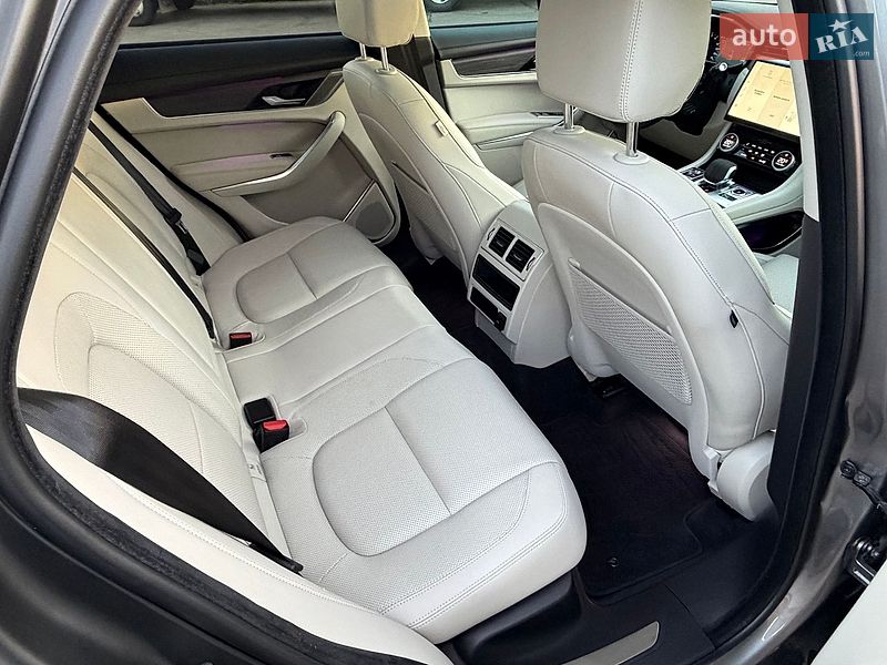 Внедорожник / Кроссовер Jaguar F-Pace 2022 в Черкассах