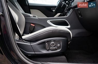 Внедорожник / Кроссовер Jaguar F-Pace 2019 в Киеве