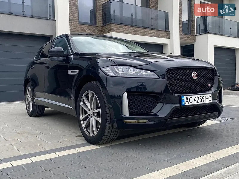 Jaguar F-Pace
