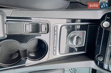 Внедорожник / Кроссовер Jaguar F-Pace 2016 в Ивано-Франковске фото 14 Внедорожник / Кроссовер Jaguar F-Pace 2016 в Ивано-Франковске