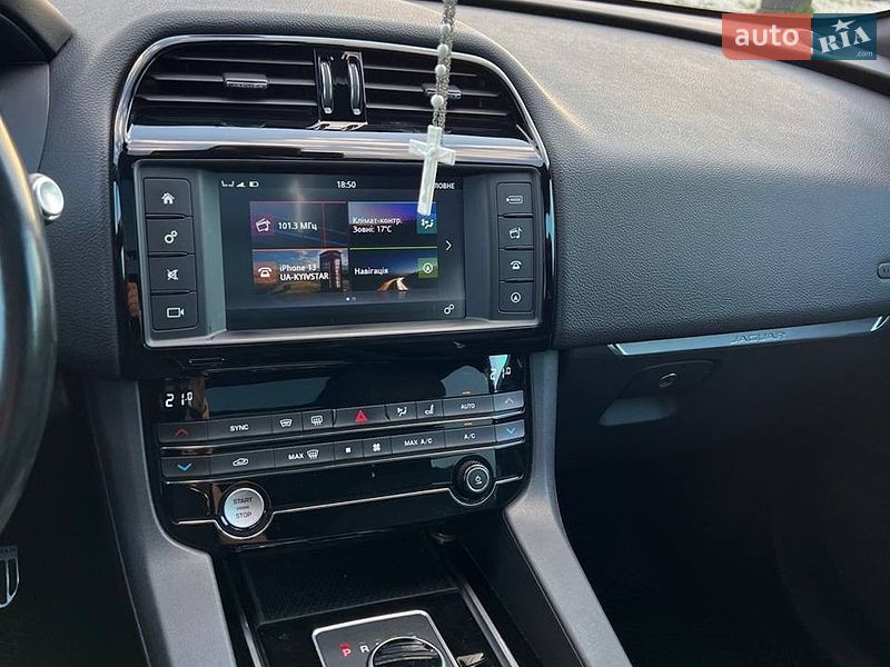 Внедорожник / Кроссовер Jaguar F-Pace 2016 в Ивано-Франковске фото 42 Внедорожник / Кроссовер Jaguar F-Pace 2016 в Ивано-Франковске