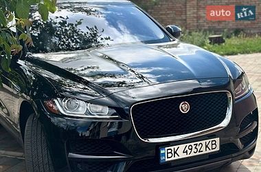 Позашляховик / Кросовер Jaguar F-Pace 2016 в Рівному