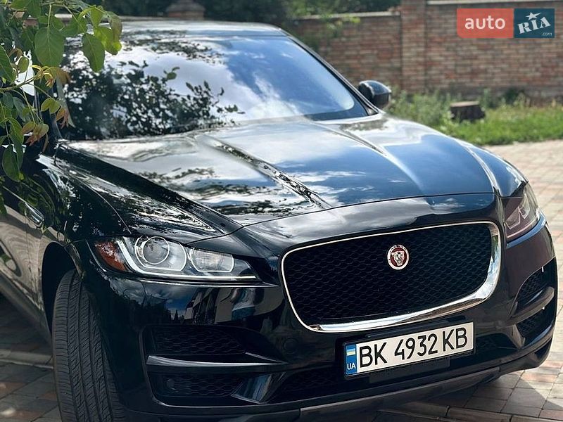 Позашляховик / Кросовер Jaguar F-Pace 2016 в Рівному