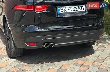 Позашляховик / Кросовер Jaguar F-Pace 2016 в Рівному