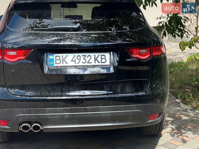 Позашляховик / Кросовер Jaguar F-Pace 2016 в Рівному