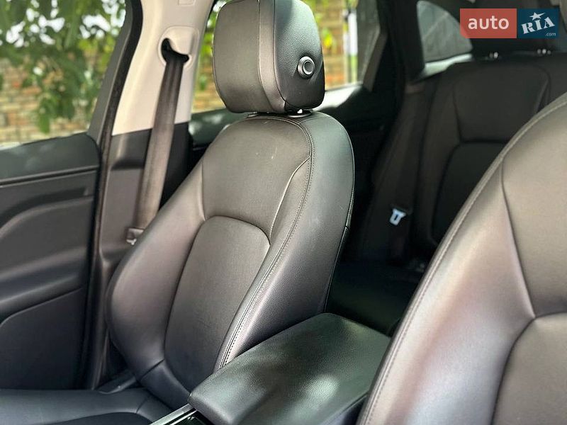 Позашляховик / Кросовер Jaguar F-Pace 2016 в Рівному