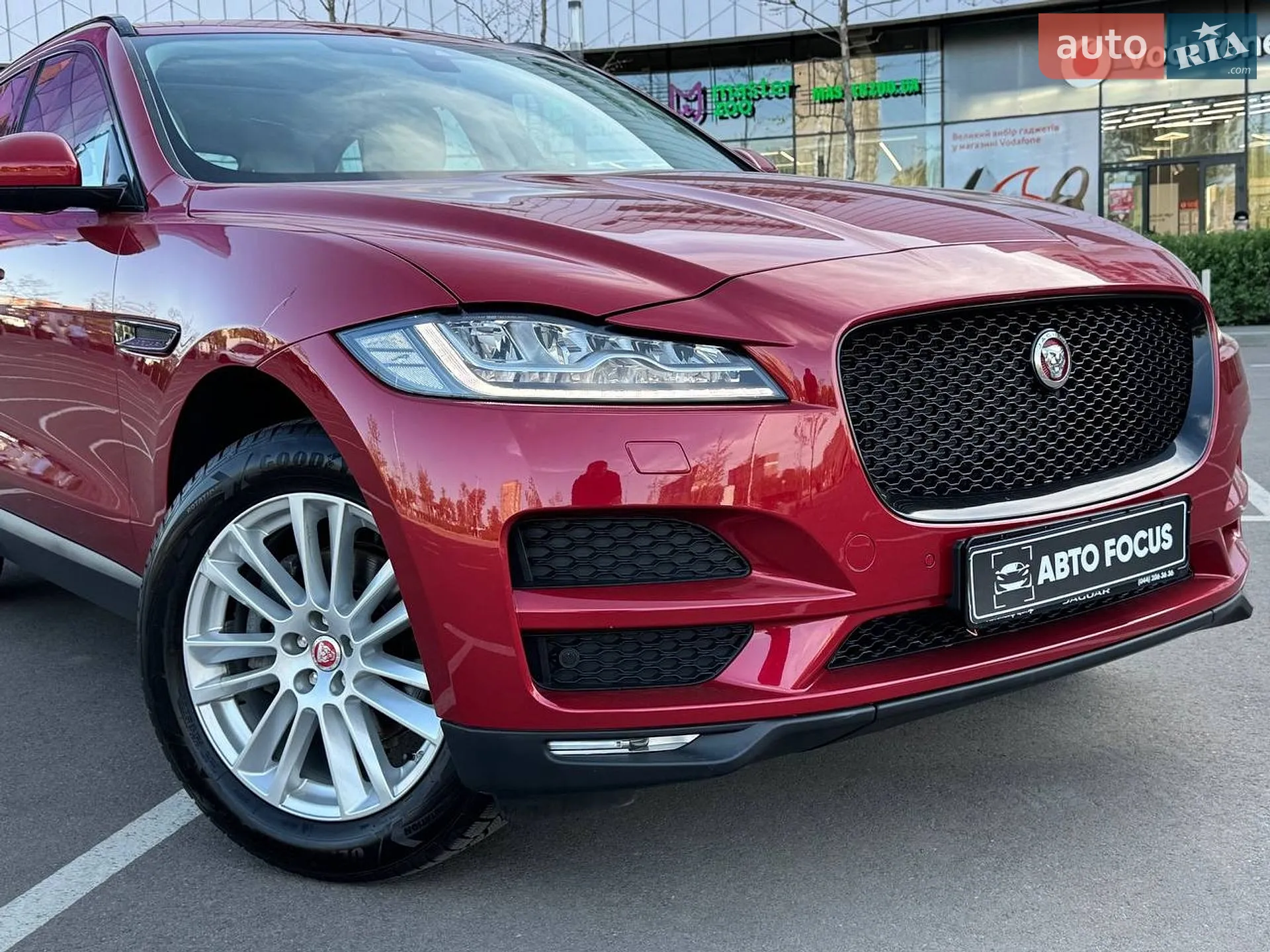 2016 Jaguar F-Pace - мініатюра 2