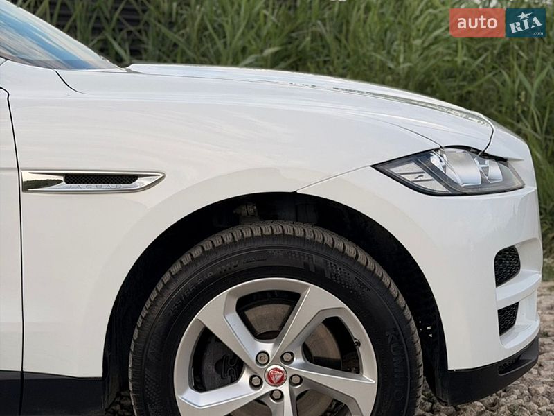 Позашляховик / Кросовер Jaguar F-Pace 2017 в Тернополі