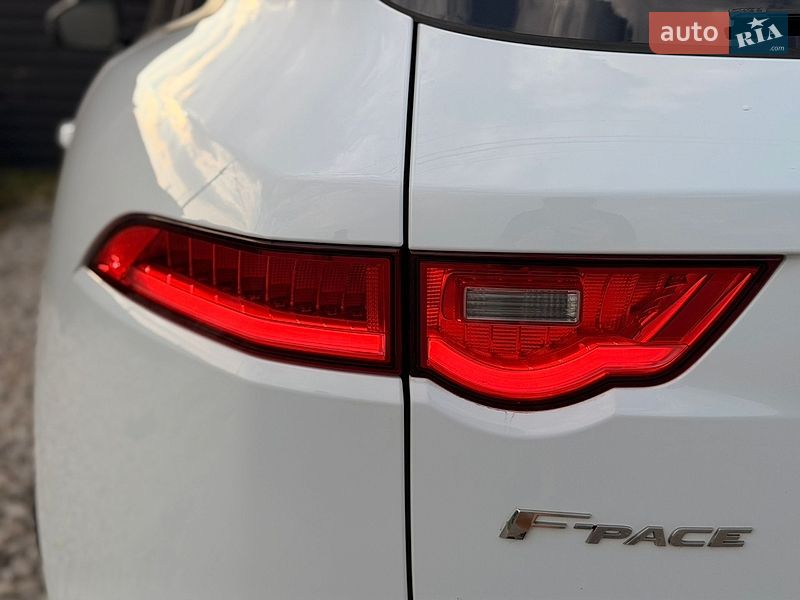 Позашляховик / Кросовер Jaguar F-Pace 2017 в Тернополі