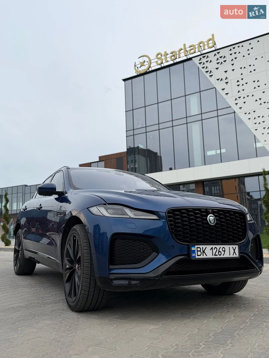 2021 Jaguar F-Pace - мініатюра 2
