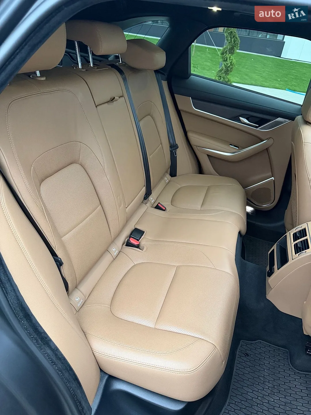 2021 Jaguar F-Pace - мініатюра 53