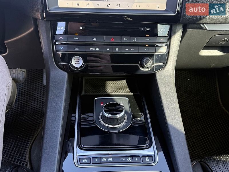 Позашляховик / Кросовер Jaguar F-Pace 2016 в Білій Церкві фото 6 Позашляховик / Кросовер Jaguar F-Pace 2016 в Білій Церкві