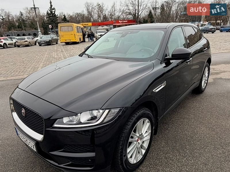 Jaguar F-Pace, фото з оголошення