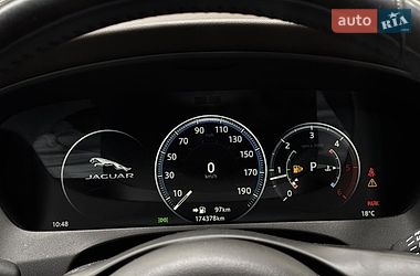 Внедорожник / Кроссовер Jaguar F-Pace 2016 в Белогородке