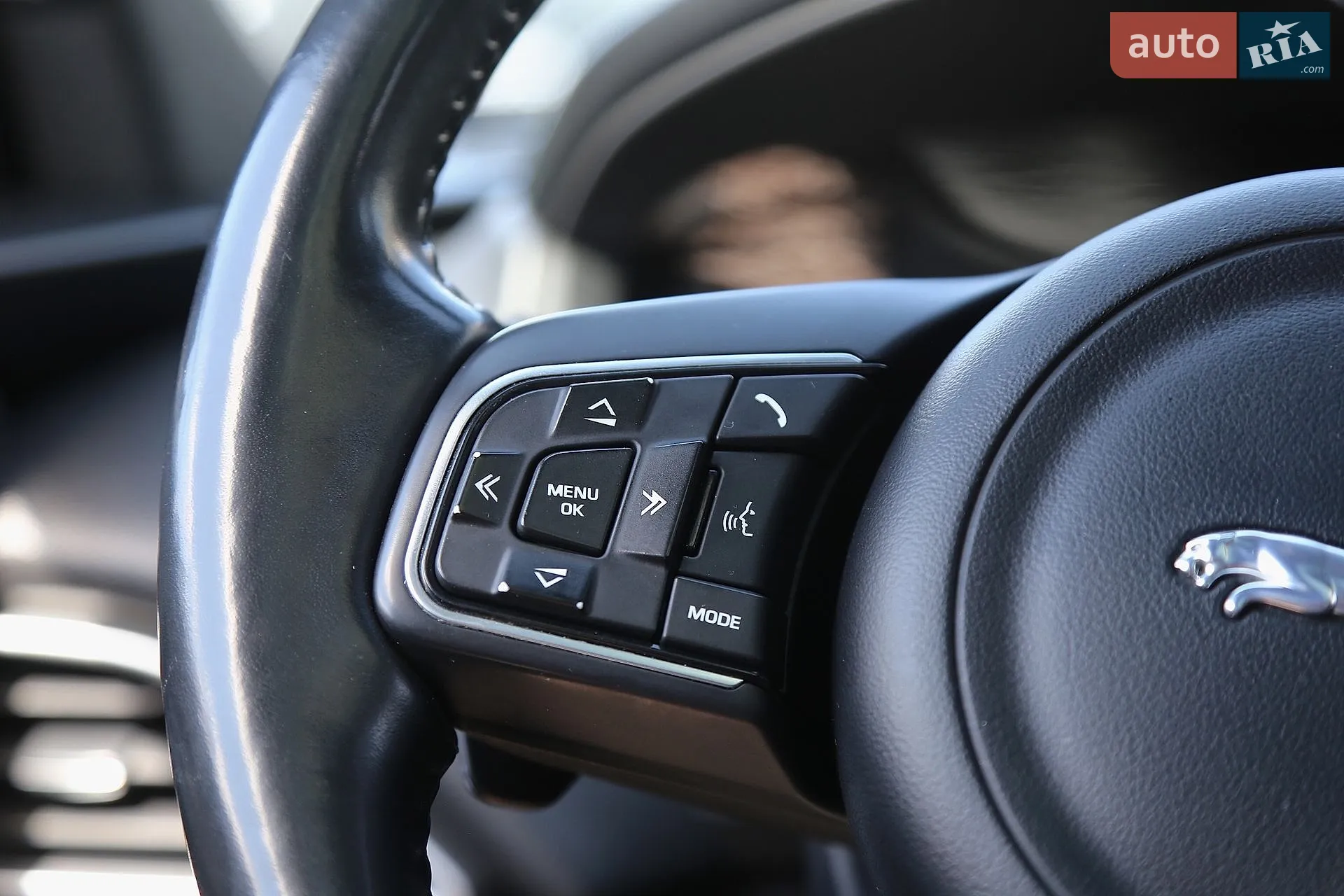 2016 Jaguar F-Pace - мініатюра 25