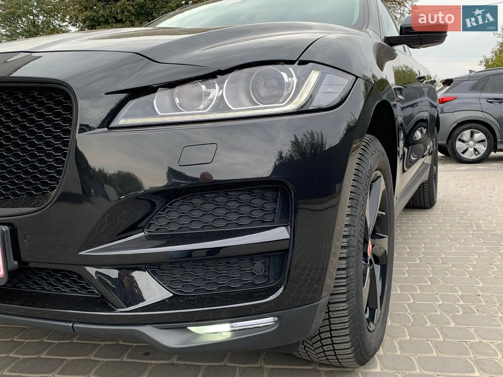 2018 Jaguar F-Pace - мініатюра 35