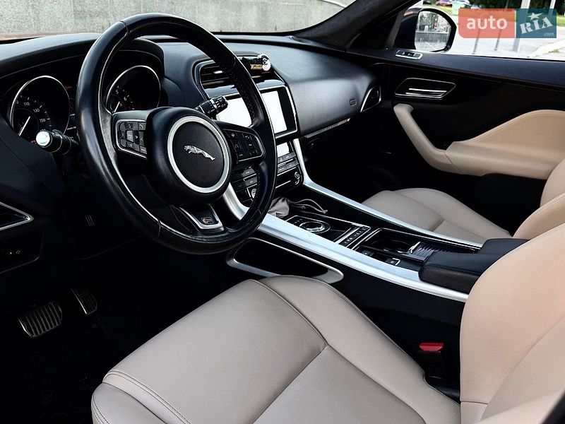 Внедорожник / Кроссовер Jaguar F-Pace 2018 в Харькове