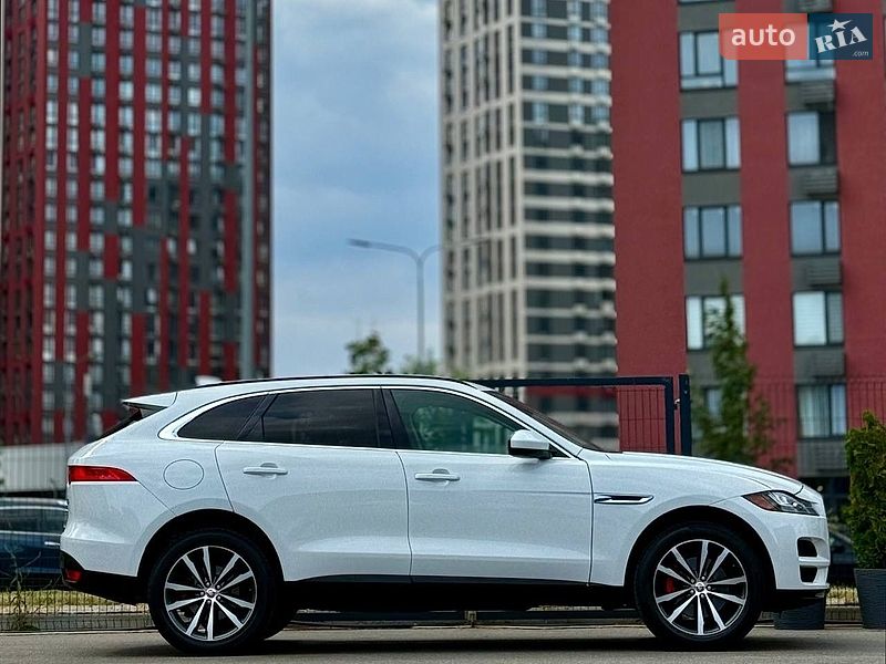 Позашляховик / Кросовер Jaguar F-Pace 2017 в Києві