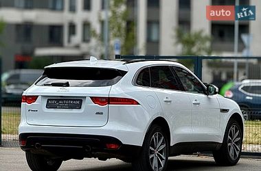 Позашляховик / Кросовер Jaguar F-Pace 2017 в Києві
