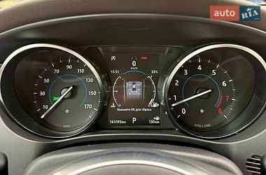 Позашляховик / Кросовер Jaguar F-Pace 2017 в Києві