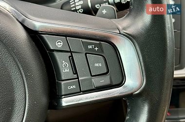Позашляховик / Кросовер Jaguar F-Pace 2017 в Києві