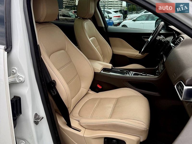 Позашляховик / Кросовер Jaguar F-Pace 2017 в Києві