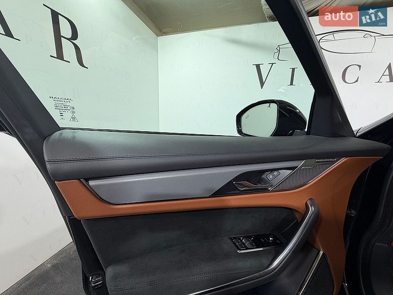 Внедорожник / Кроссовер Jaguar F-Pace 2023 в Киеве фото 24 Внедорожник / Кроссовер Jaguar F-Pace 2023 в Киеве