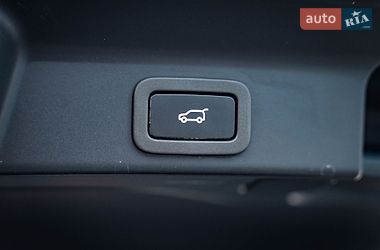 Позашляховик / Кросовер Jaguar F-Pace 2021 в Києві