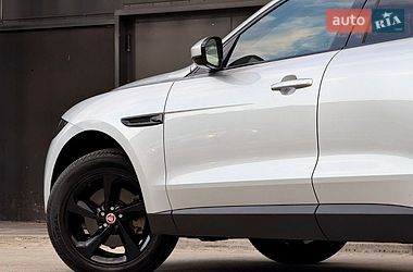 Внедорожник / Кроссовер Jaguar F-Pace 2017 в Киеве