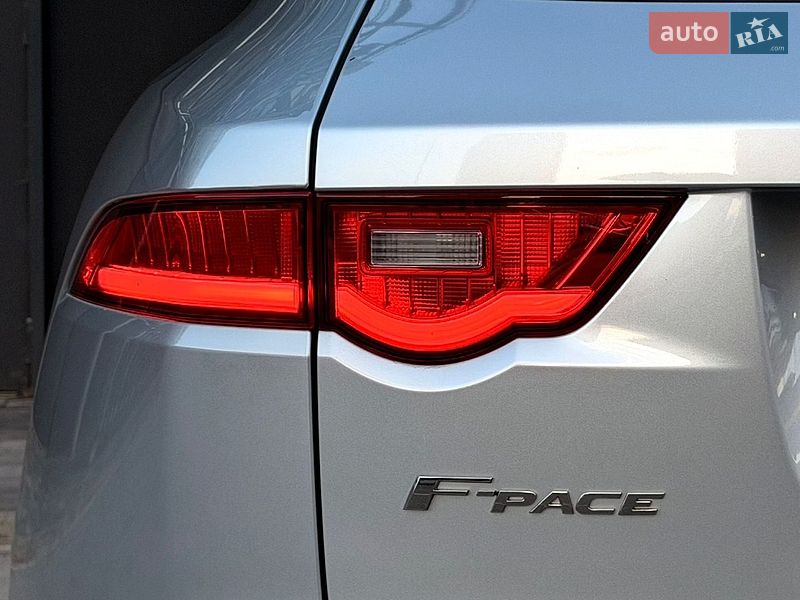 Внедорожник / Кроссовер Jaguar F-Pace 2017 в Киеве