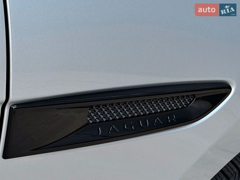 Внедорожник / Кроссовер Jaguar F-Pace 2017 в Киеве