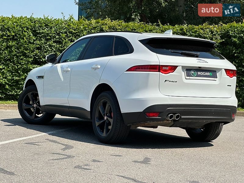 Позашляховик / Кросовер Jaguar F-Pace 2016 в Києві