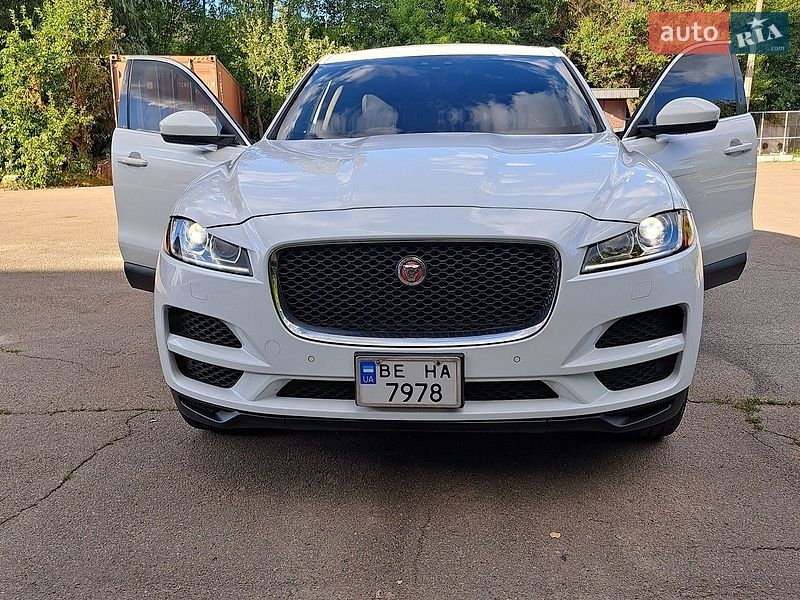 Внедорожник / Кроссовер Jaguar F-Pace 2019 в Киеве