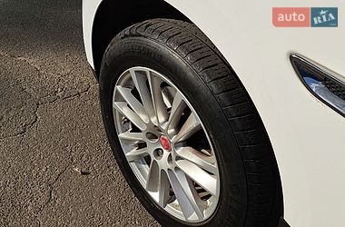Внедорожник / Кроссовер Jaguar F-Pace 2019 в Киеве