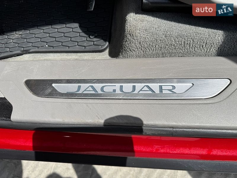 Внедорожник / Кроссовер Jaguar F-Pace 2018 в Тернополе