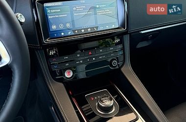 Внедорожник / Кроссовер Jaguar F-Pace 2018 в Днепре