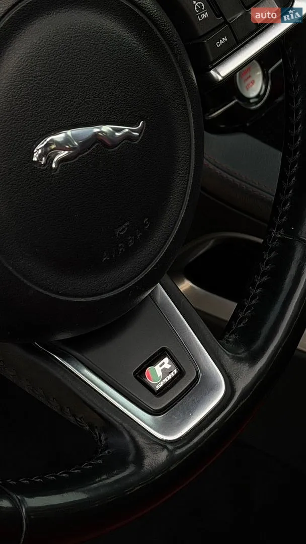 2016 Jaguar F-Pace - мініатюра 30