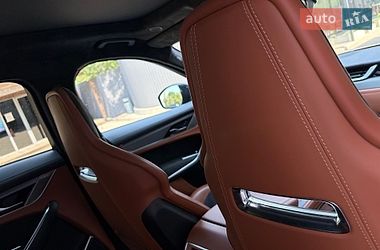 Внедорожник / Кроссовер Jaguar F-Pace 2023 в Киеве