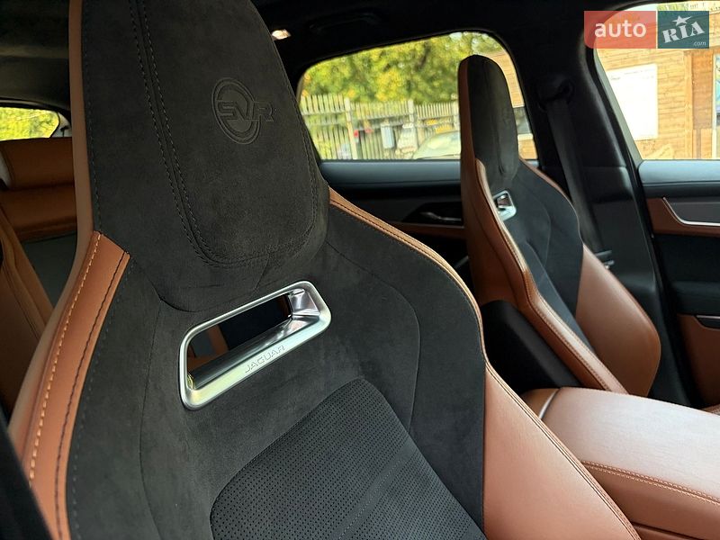 Внедорожник / Кроссовер Jaguar F-Pace 2023 в Киеве
