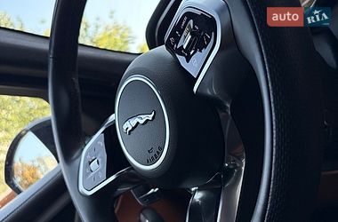 Внедорожник / Кроссовер Jaguar F-Pace 2023 в Киеве