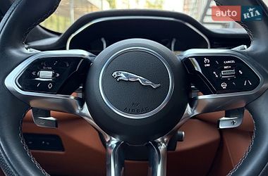Внедорожник / Кроссовер Jaguar F-Pace 2023 в Киеве