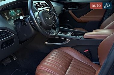 Внедорожник / Кроссовер Jaguar F-Pace 2016 в Одессе