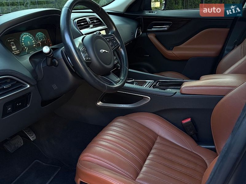 Внедорожник / Кроссовер Jaguar F-Pace 2016 в Одессе