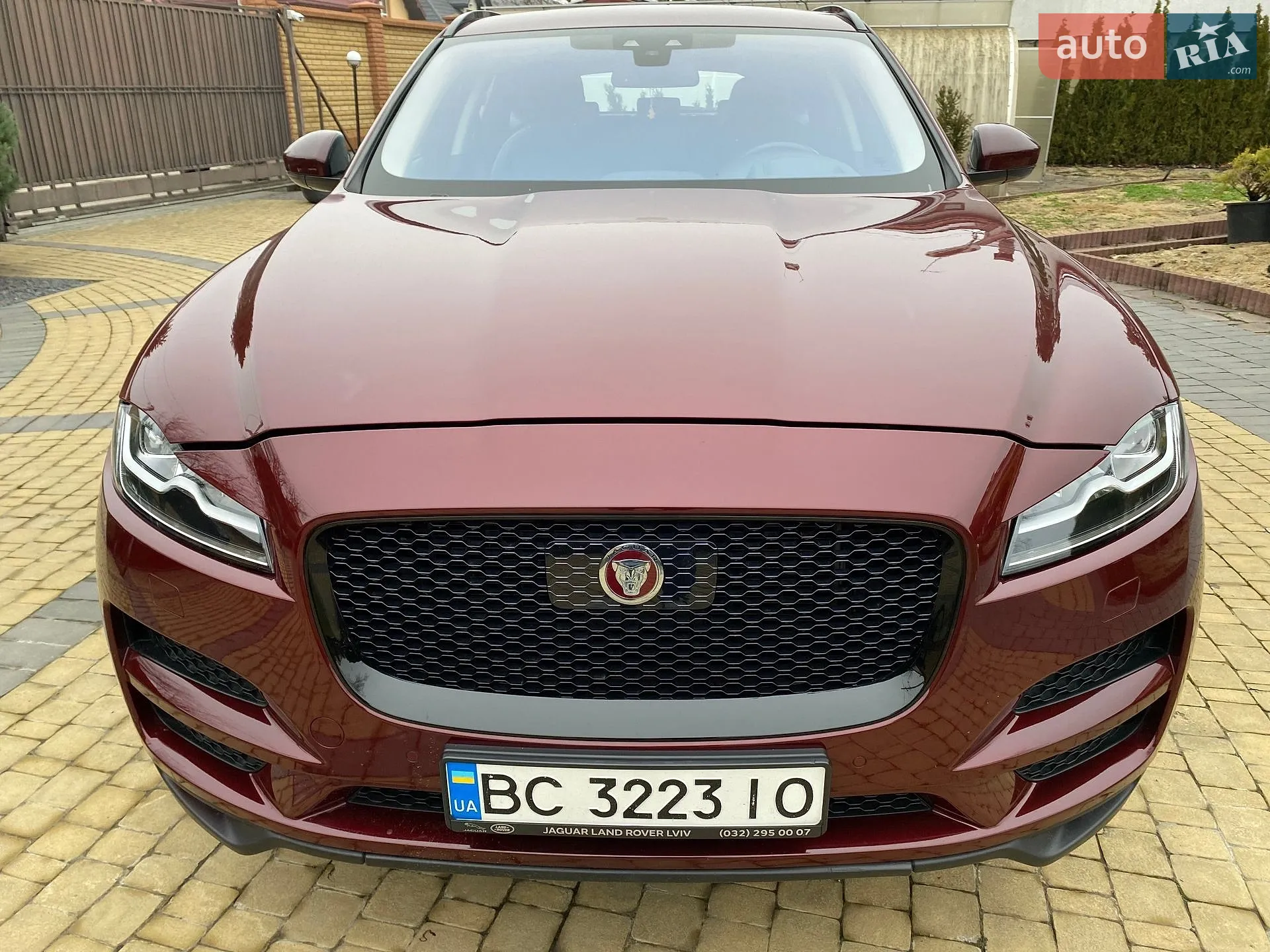 2016 Jaguar F-Pace - фото 1