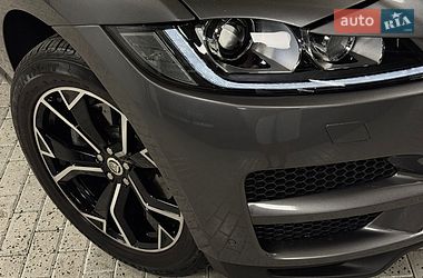 Внедорожник / Кроссовер Jaguar F-Pace 2016 в Киеве